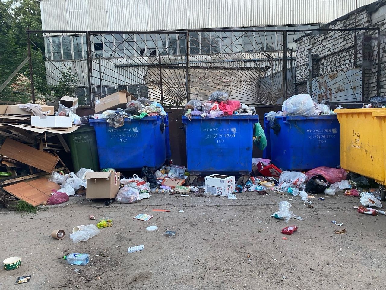 Шантажом и свинством назвал губернатор отказ двух полигонов принимать мусор из Пскова и Псковского района 
